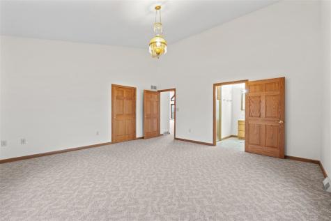 101 E 13th Street IA 50674