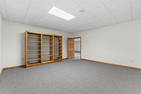 101 E 13th Street IA 50674