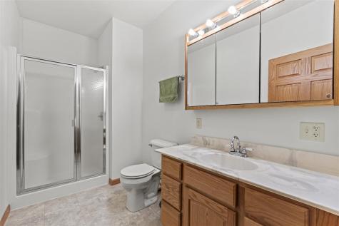 101 E 13th Street IA 50674