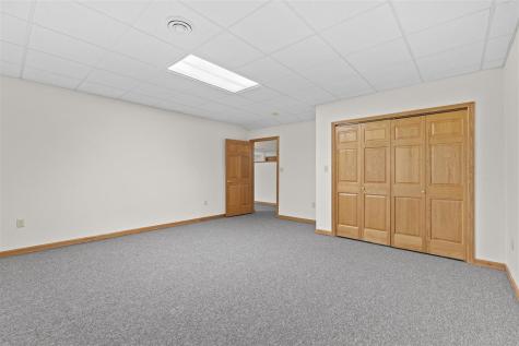 101 E 13th Street IA 50674