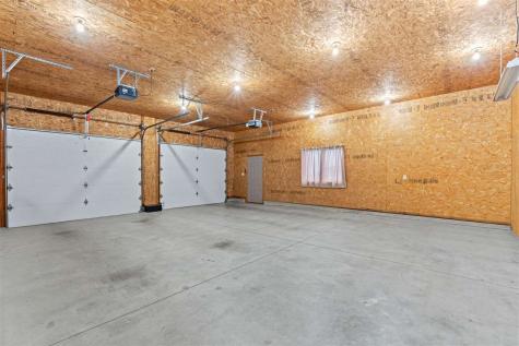 101 E 13th Street IA 50674
