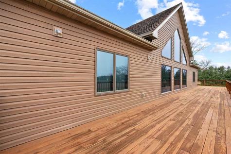 101 E 13th Street IA 50674