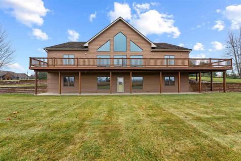 101 E 13th Street IA 50674