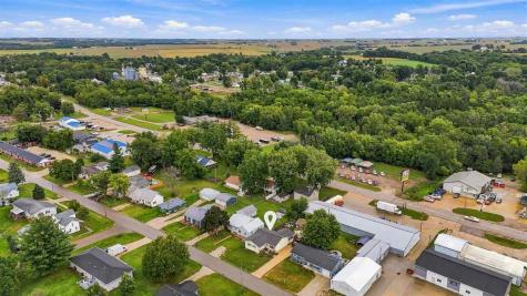 210 Water Street Urbana IA 52213
