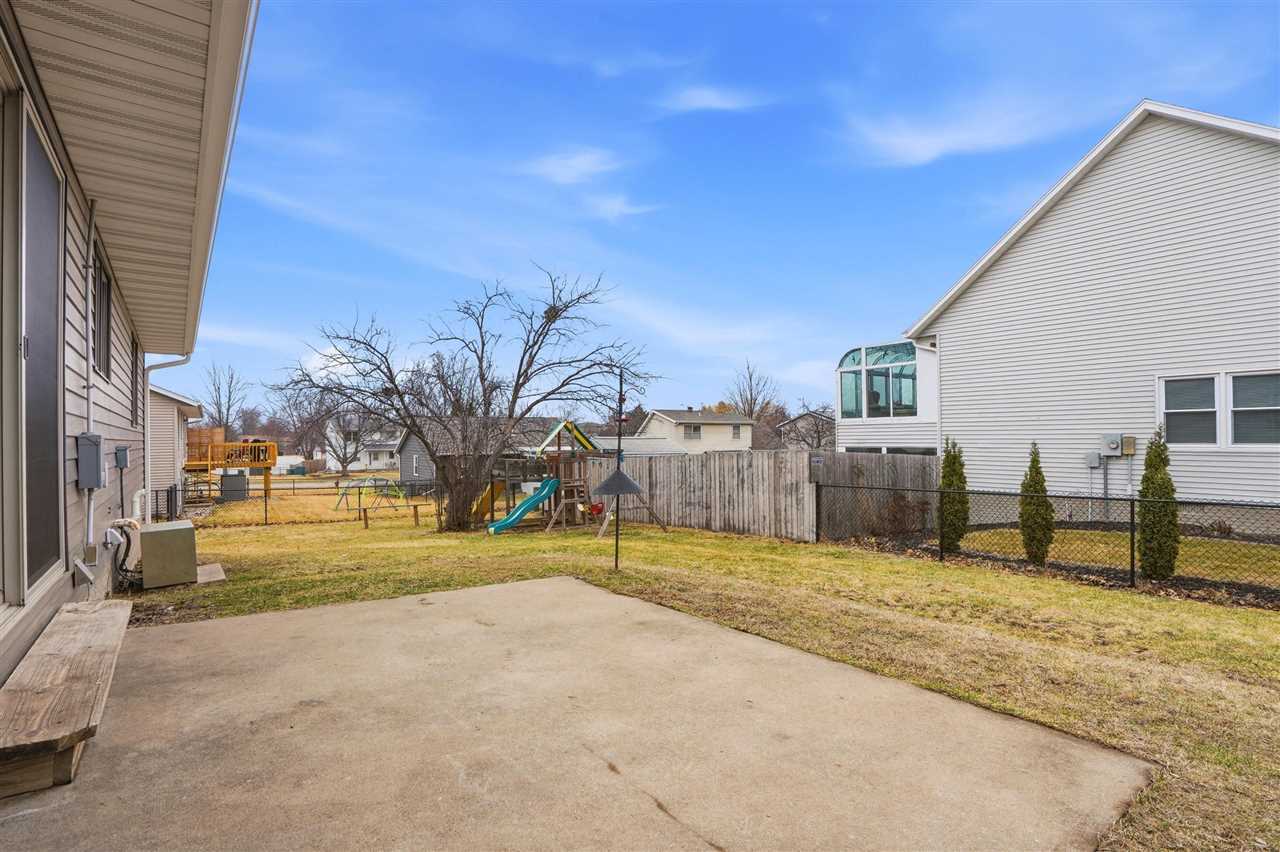 890 Prairie Ridge Road North Liberty IA 52317