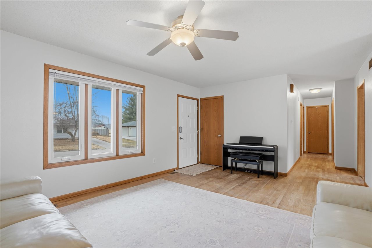 890 Prairie Ridge Road North Liberty IA 52317
