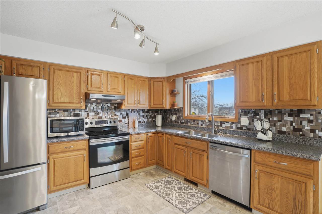 890 Prairie Ridge Road North Liberty IA 52317