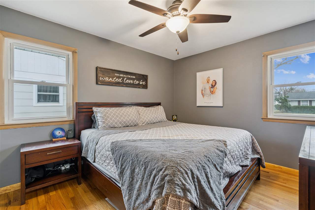 50 27th Avenue Drive SW Cedar Rapids IA 52404