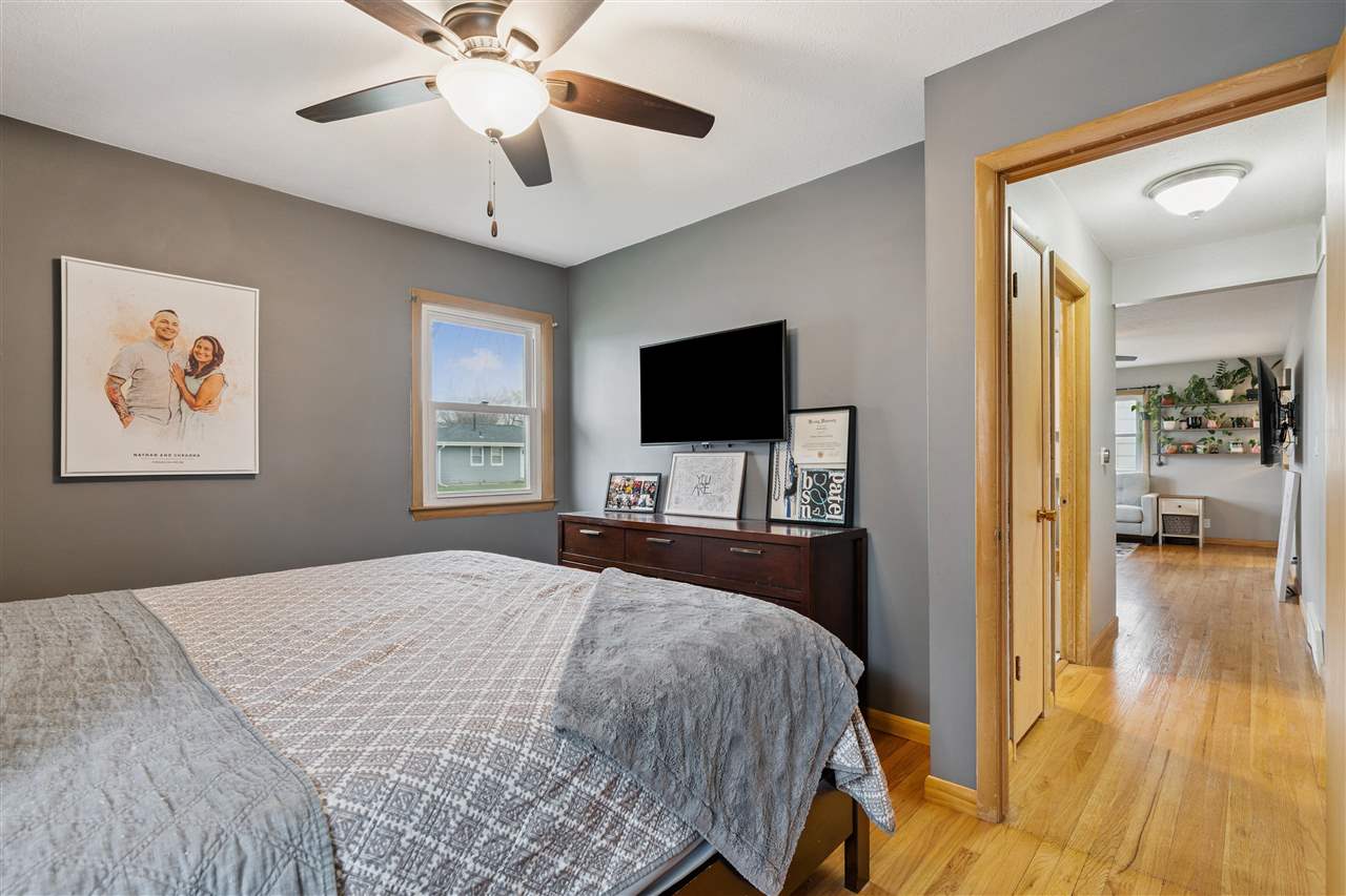 50 27th Avenue Drive SW Cedar Rapids IA 52404