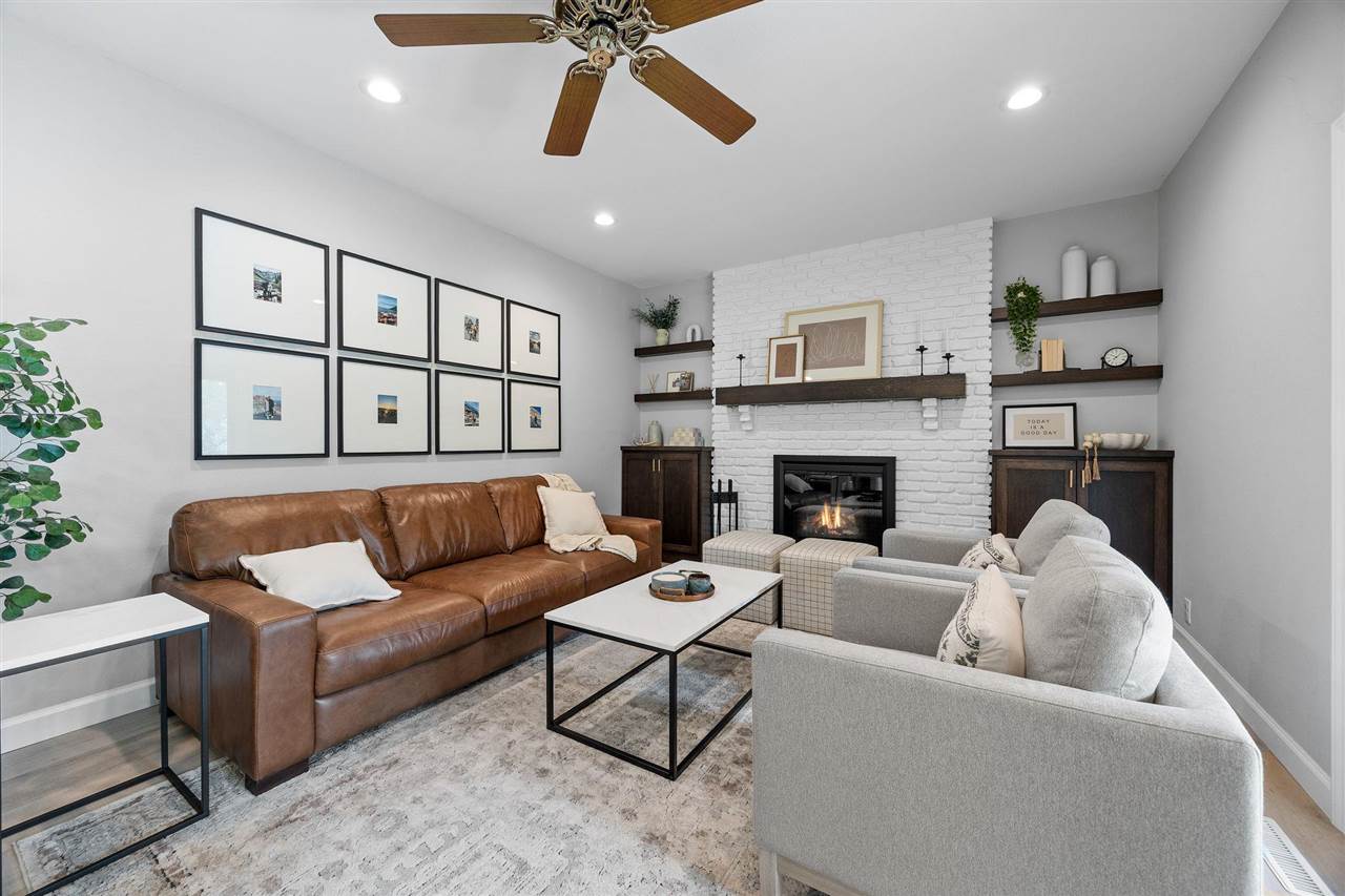 7104 Brentwood Drive NE Cedar Rapids IA 52402