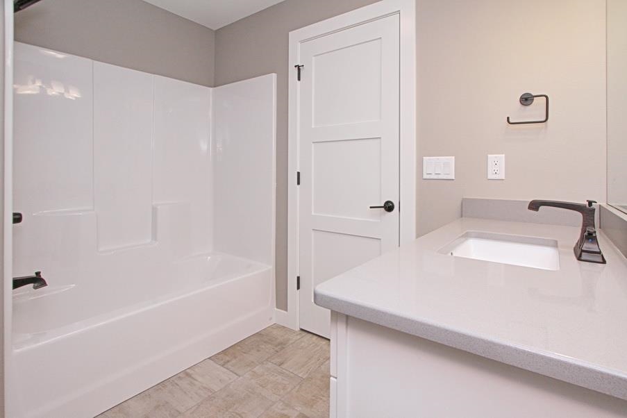 804 Windam Drive Solon IA 52333