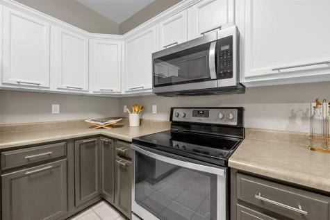 95 Vandello Drive North Liberty IA 52317