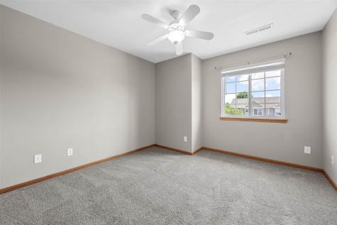 95 Vandello Drive North Liberty IA 52317