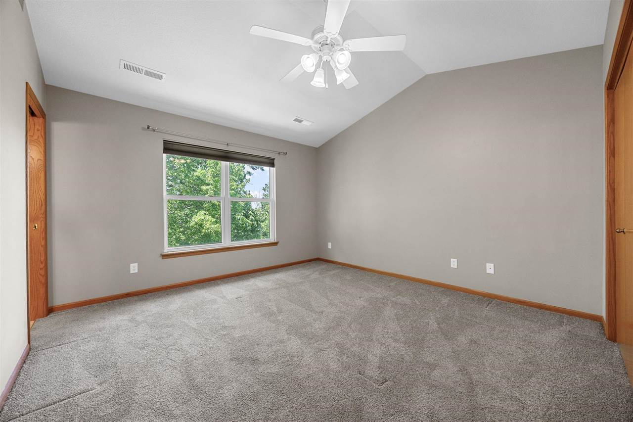 95 Vandello Drive North Liberty IA 52317