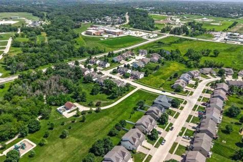 95 Vandello Drive North Liberty IA 52317