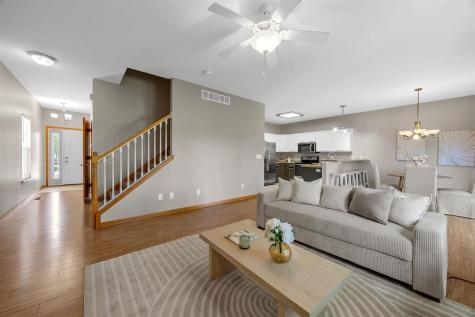 95 Vandello Drive North Liberty IA 52317