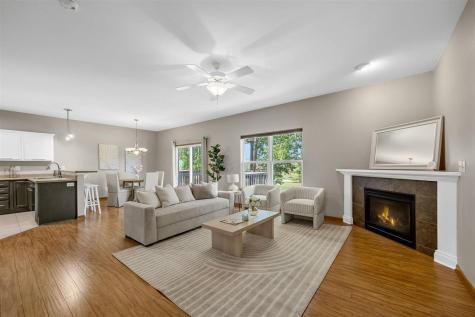 95 Vandello Drive North Liberty IA 52317