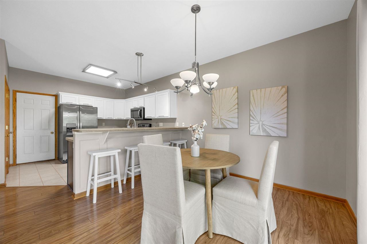 95 Vandello Drive North Liberty IA 52317