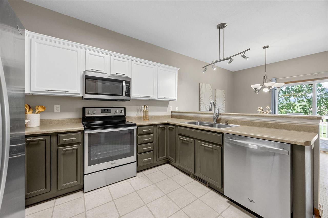 95 Vandello Drive North Liberty IA 52317