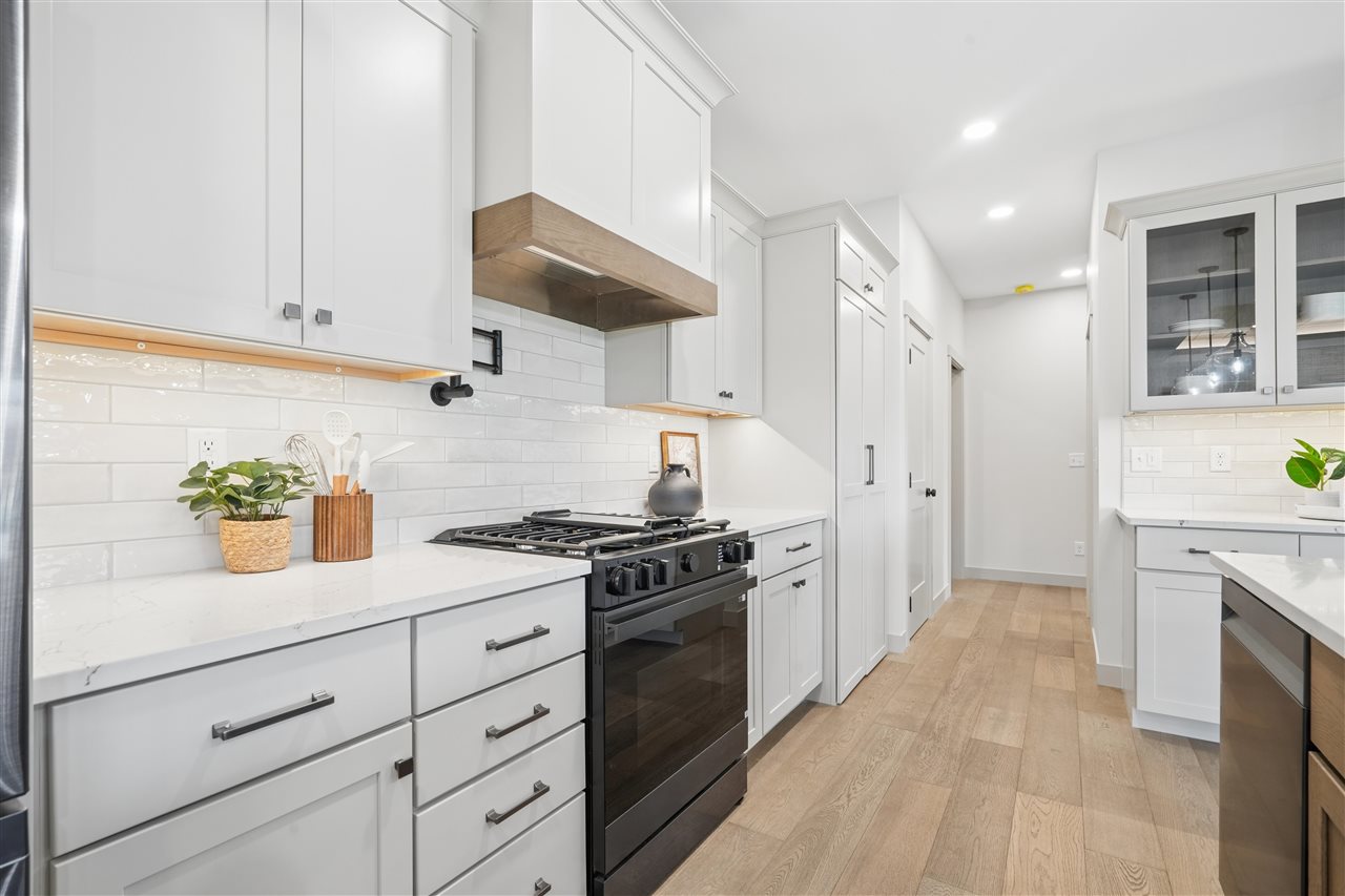 4177 Buckingham Lane Iowa City IA 52245