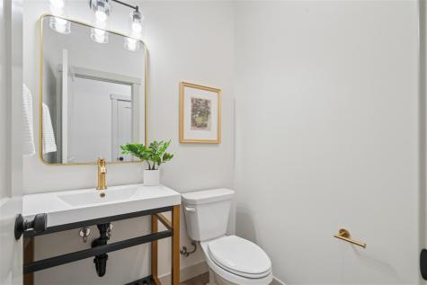 4177 Buckingham Lane Iowa City IA 52245