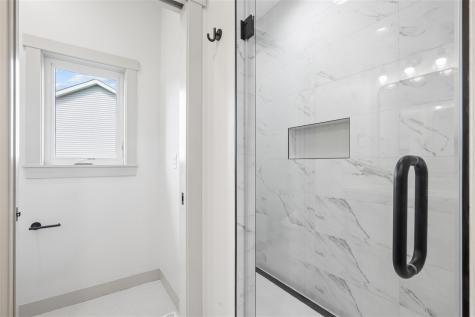 4177 Buckingham Lane Iowa City IA 52245