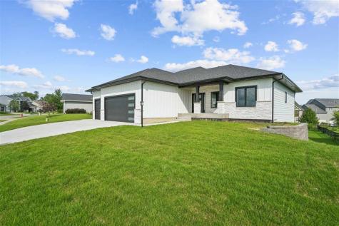 4177 Buckingham Lane Iowa City IA 52245