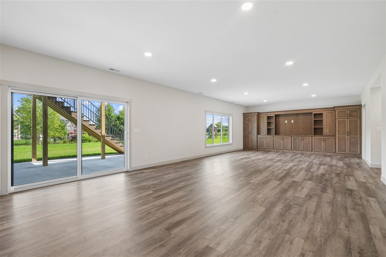 4177 Buckingham Lane Iowa City IA 52245