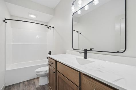 4177 Buckingham Lane Iowa City IA 52245