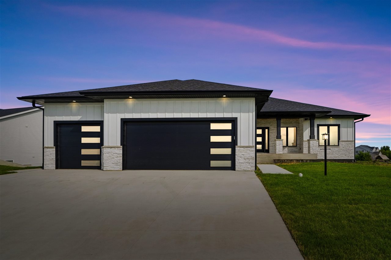 4177 Buckingham Lane Iowa City IA 52245