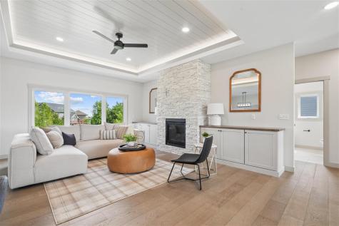 4177 Buckingham Lane Iowa City IA 52245