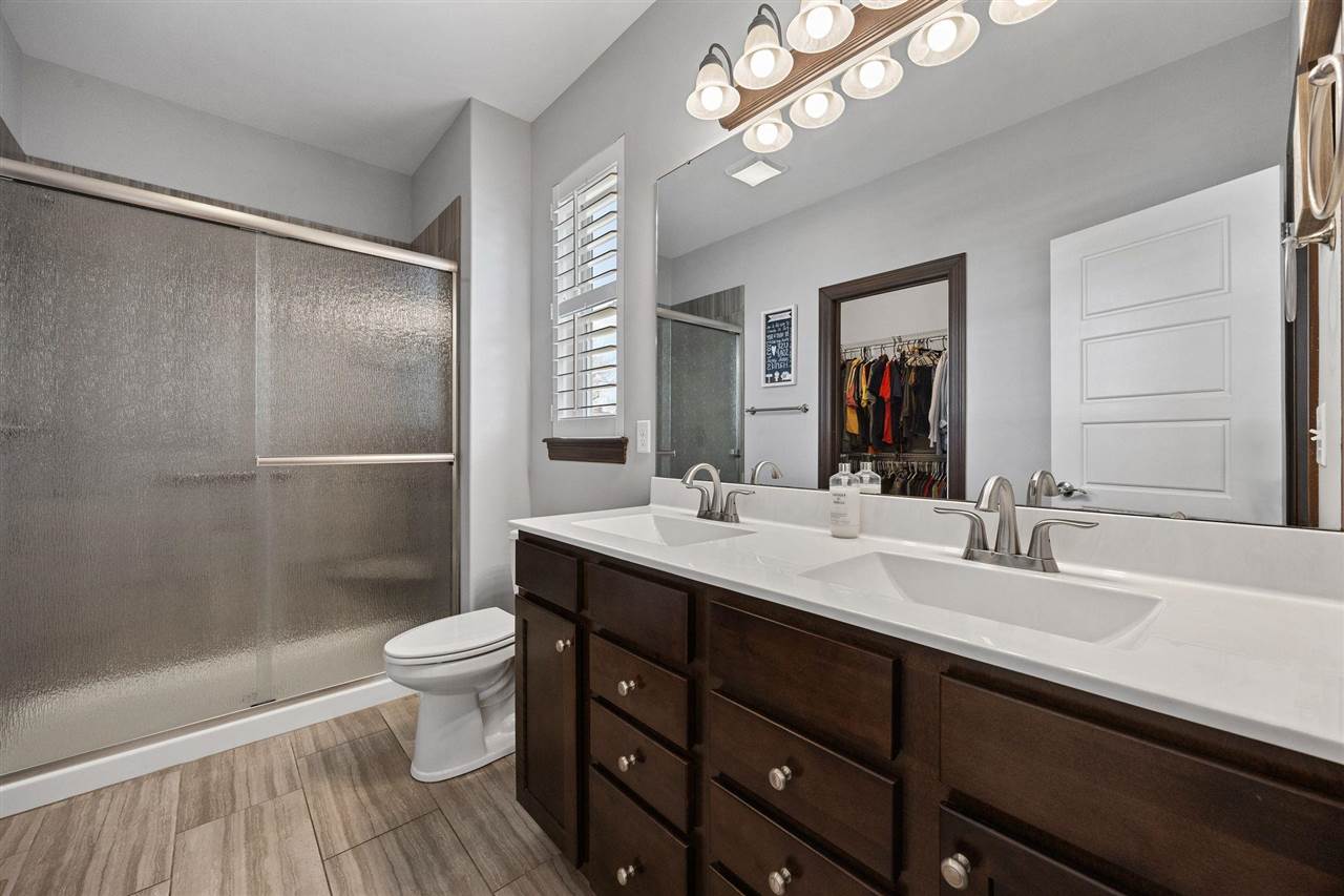465 Oak Park Circle Marion IA 52302
