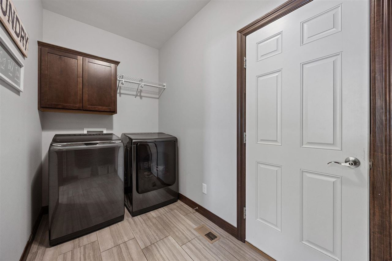465 Oak Park Circle Marion IA 52302