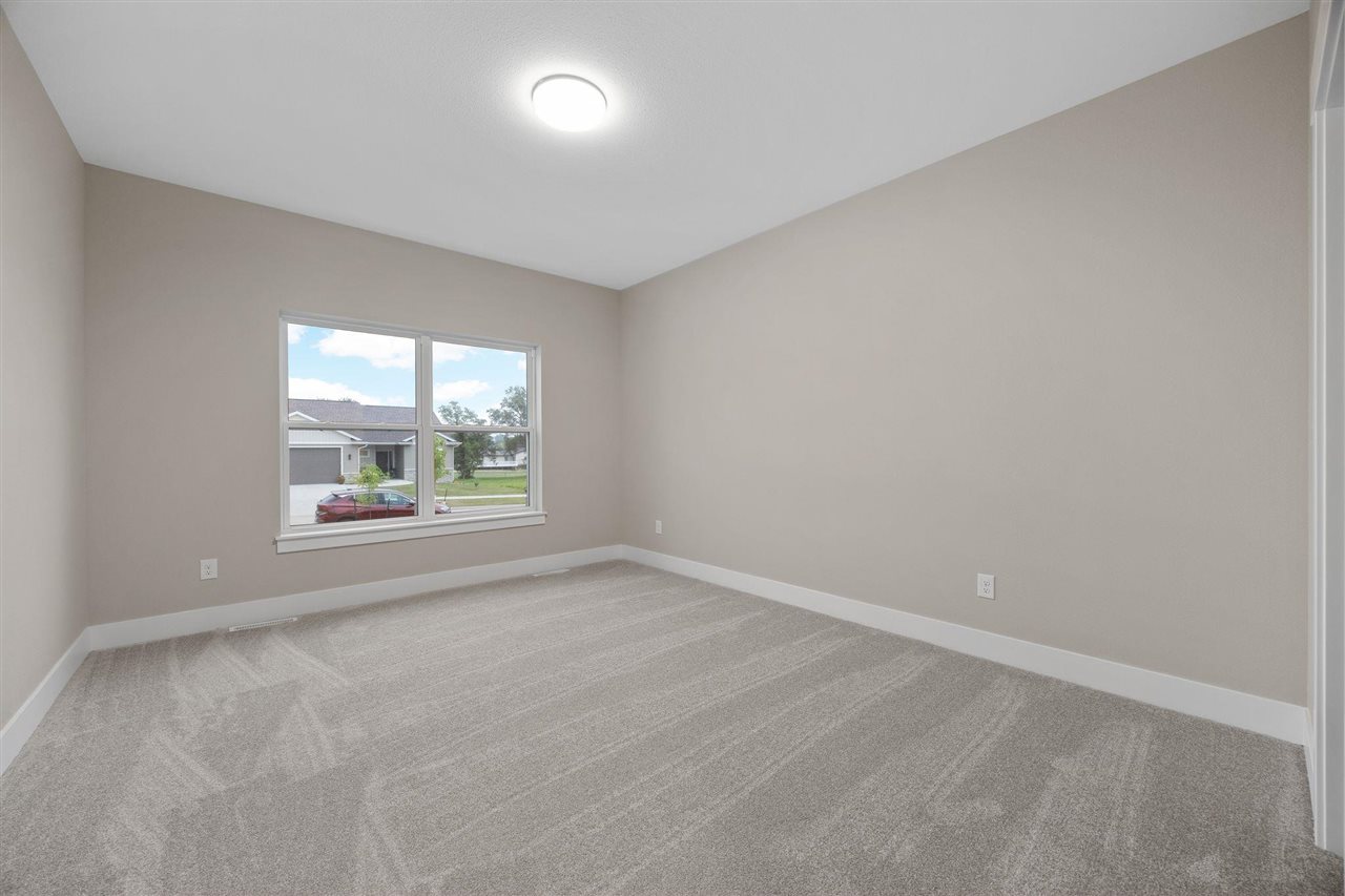 3418 Sokol Cedar Rapids IA 52404