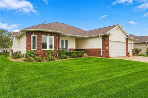 2050 Rosewood Ridge Drive Marion IA 52302