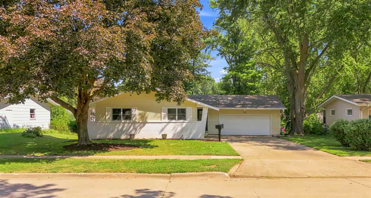 218 Shrader Road Iowa City IA 52245