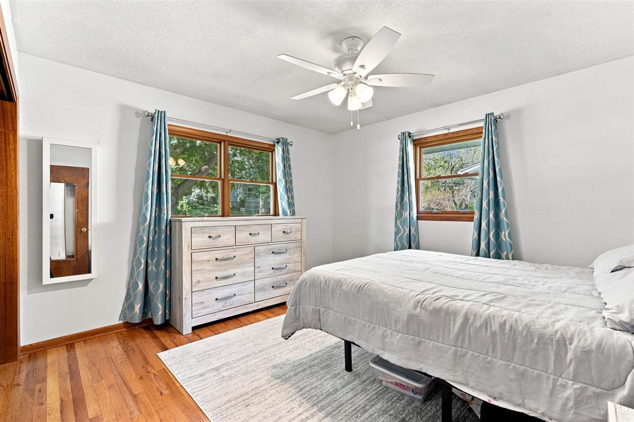 218 Shrader Road Iowa City IA 52245