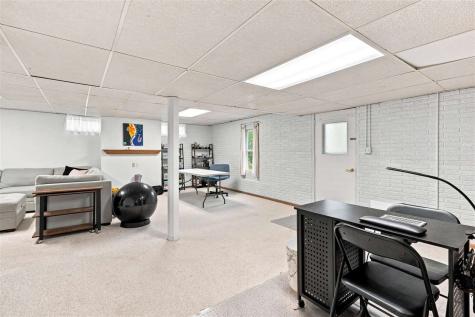 218 Shrader Road Iowa City IA 52245