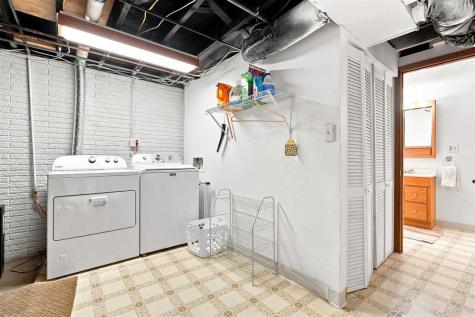 218 Shrader Road Iowa City IA 52245