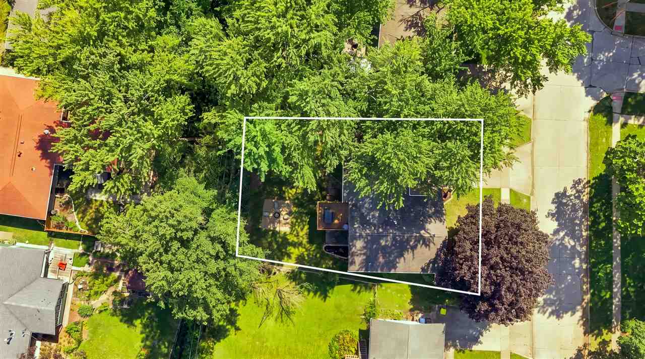 218 Shrader Road Iowa City IA 52245