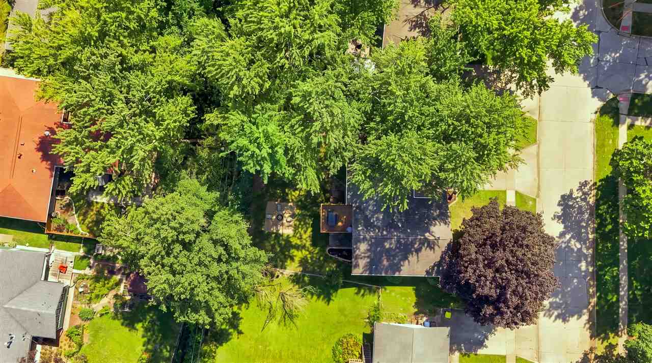 218 Shrader Road Iowa City IA 52245
