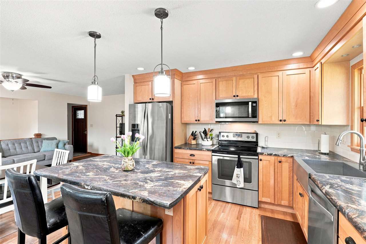 218 Shrader Road Iowa City IA 52245