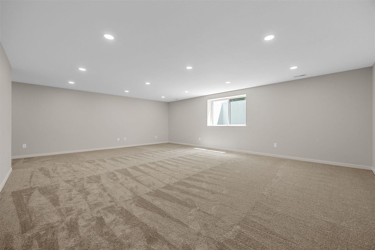 1280 Morrison Street North Liberty IA 52317