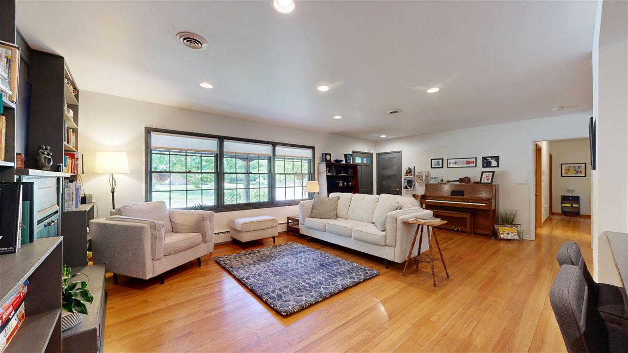 1508 Glendale Road Iowa City IA 52245