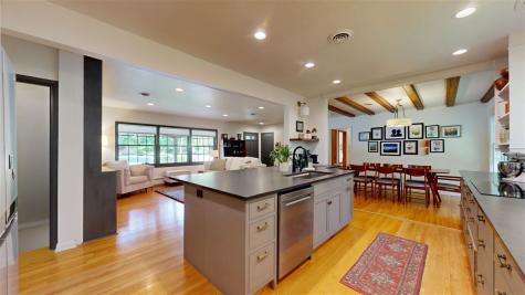 1508 Glendale Road Iowa City IA 52245