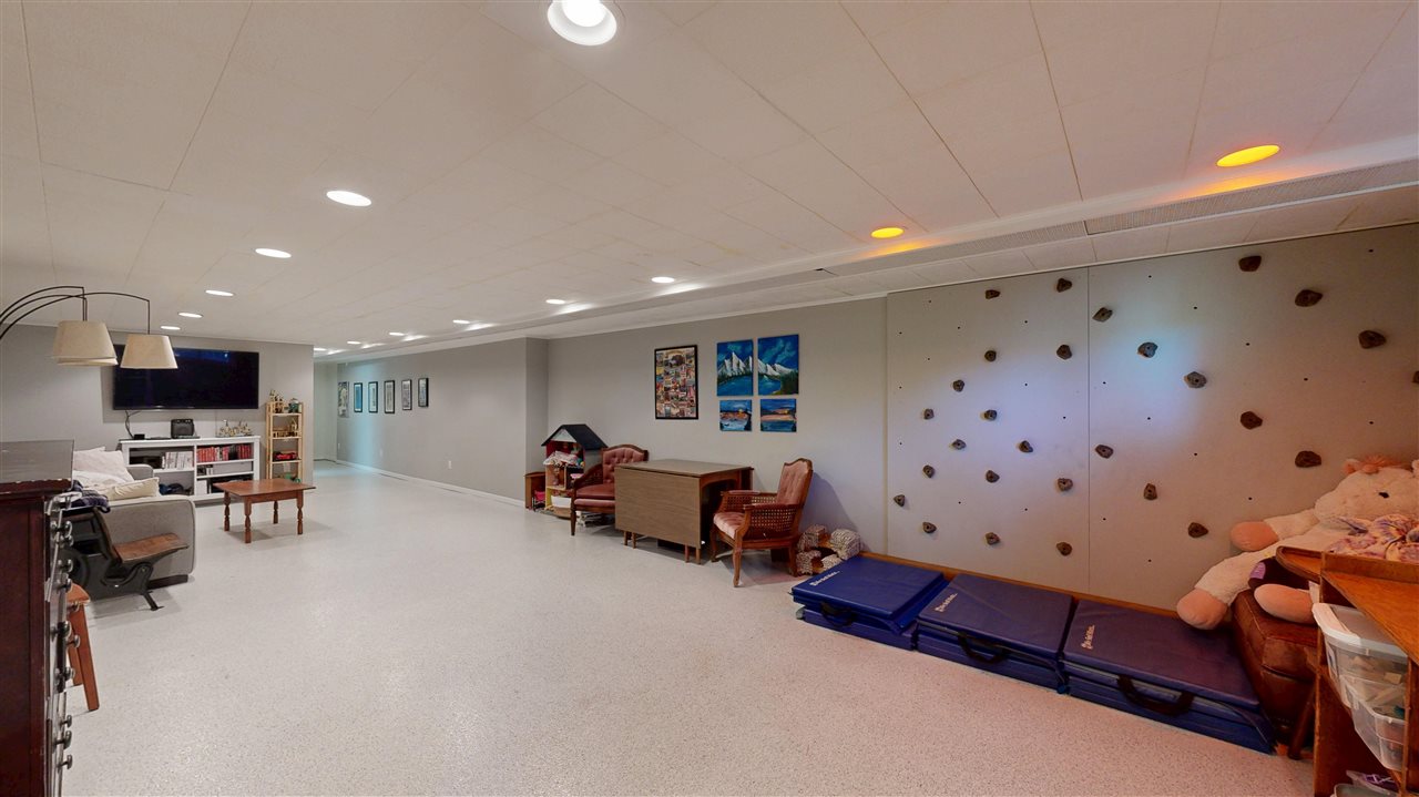 1508 Glendale Road Iowa City IA 52245