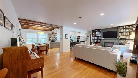 1508 Glendale Road Iowa City IA 52245