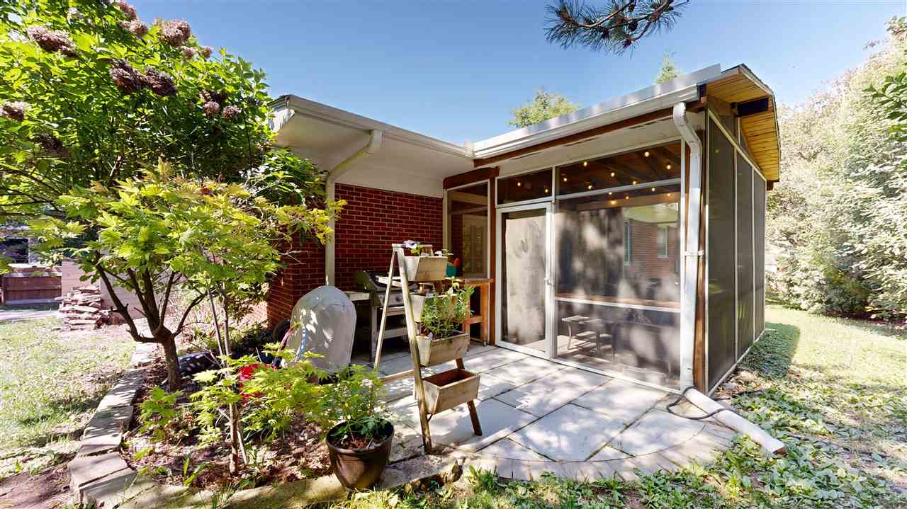 1508 Glendale Road Iowa City IA 52245