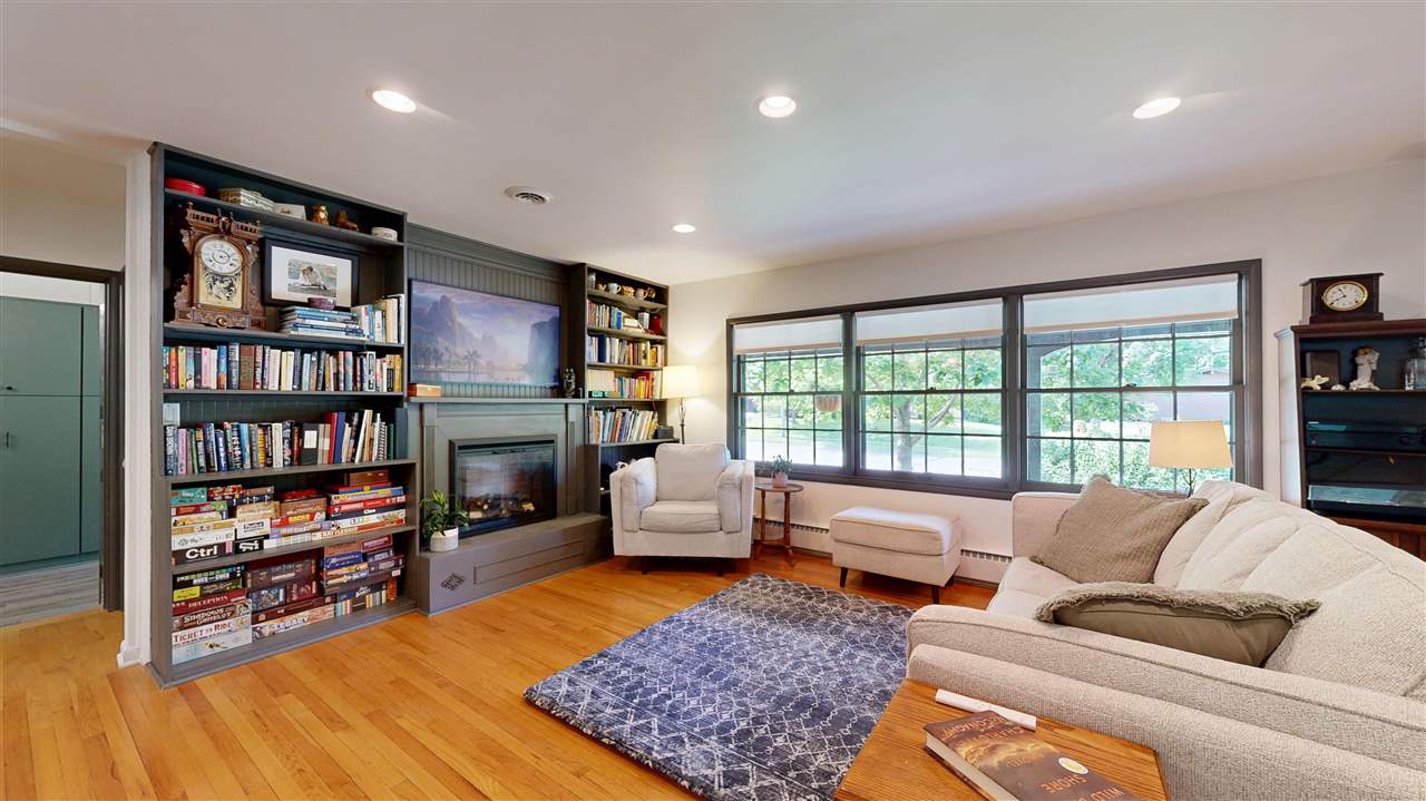 1508 Glendale Road Iowa City IA 52245