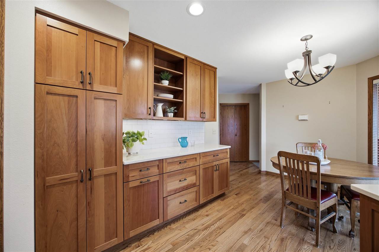 618 Stuart Court Iowa City IA 52245